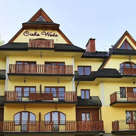 Magnolia Z Widokiem Na Giewont *